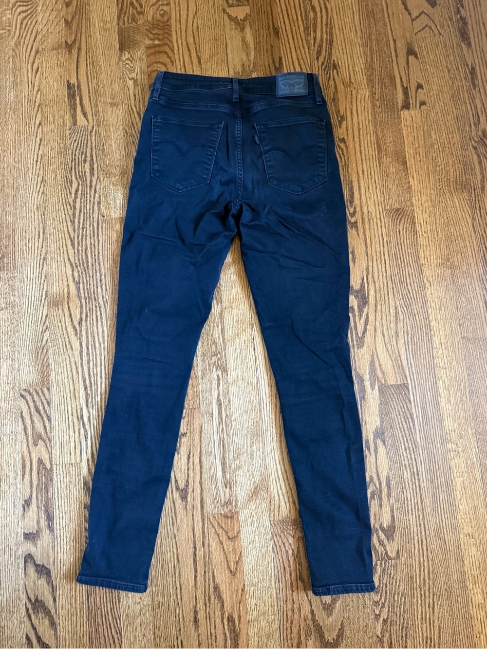 Levi’s 721 High Rise Skinny in Black